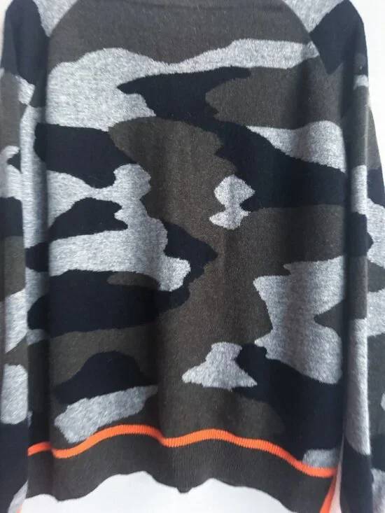 Brodie Cashmere Camo Print 100% Cashmere Sweater L - Picture 6 of 8